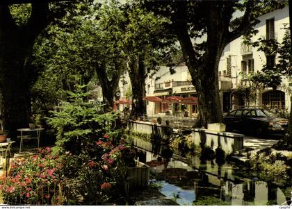 CPSM Goudargues La Venise Gardoise hôtel du commerce