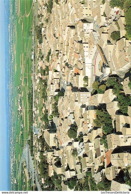 FRANCE - Gallargues le Montueux - Vue aérienne - ville - rue - voitures - 78 0382 - Carte postale ancienne