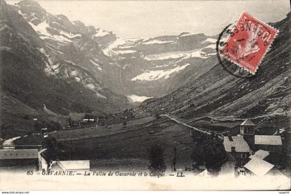 CPA Gavarnie La Vallee de Gavarnie et le Cirque