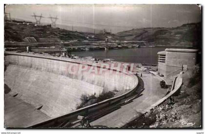 CPA Genissiat Ain Route et vue d Ensemble du Barrage