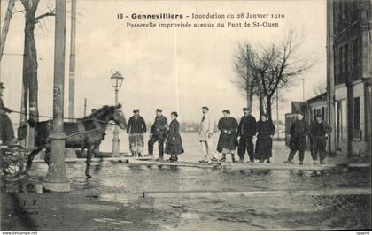 CPA Gennevilliers Inondation du 28 janvier 1910 Passerelle improvise avenue du Port de St ouen