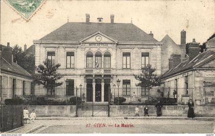 CPA Gien La Mairie