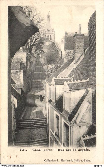 Gien - Rue des 85 degres - CPA