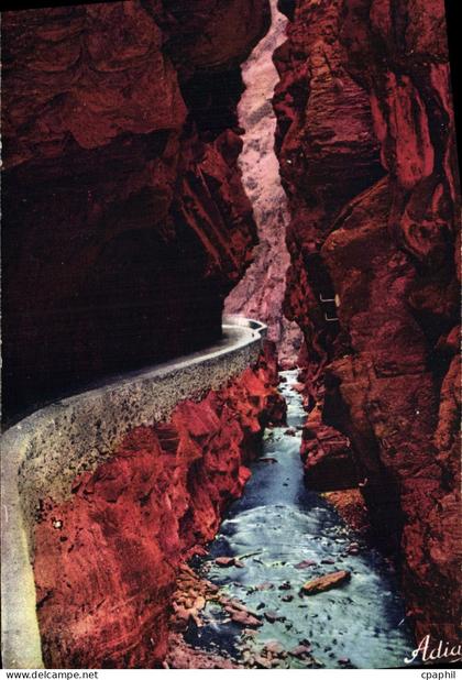 CPA Les Gorges du Cians AM Interieur des Gorges et la Route de Beuil