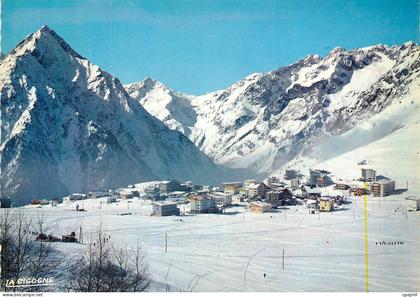 CPM Les Deux Alpes Dauphine L Alpe de Venosc et le Massif de l Aiguille de Venosc