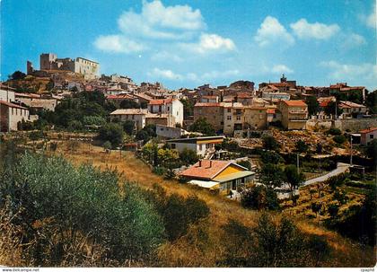 CPM Greoux les Bains Basses Alpes La Ville dominee par le Chateau des Templiers