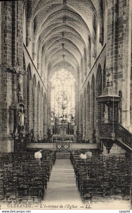 CPA Guerande L'Interieur de L'Eglise