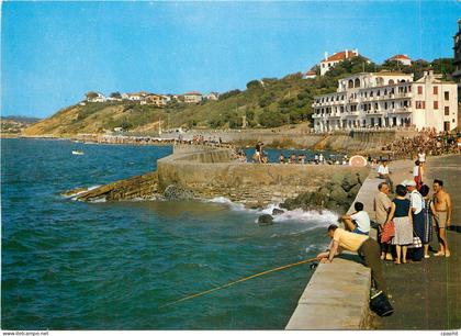 CPM La Cote Basque Guethary La plage et le Casino Peche