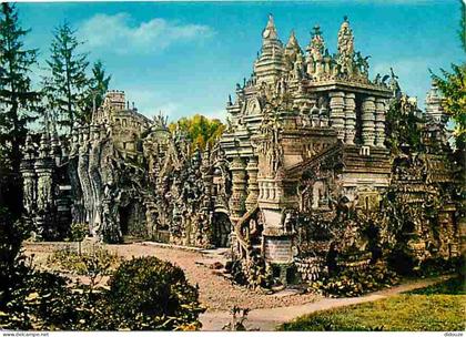 26 - Hauterives - Le Palais Idéal - Oeuvre du facteur Ferdinand Cheval - Vue Générale - CPM - Voir Scans Recto-Verso
