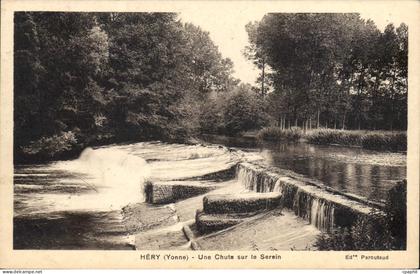 CPA Hery Yonne Une Chute sur le Serein