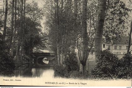 CPA Houdan (S et O) Bords de la Vesgre