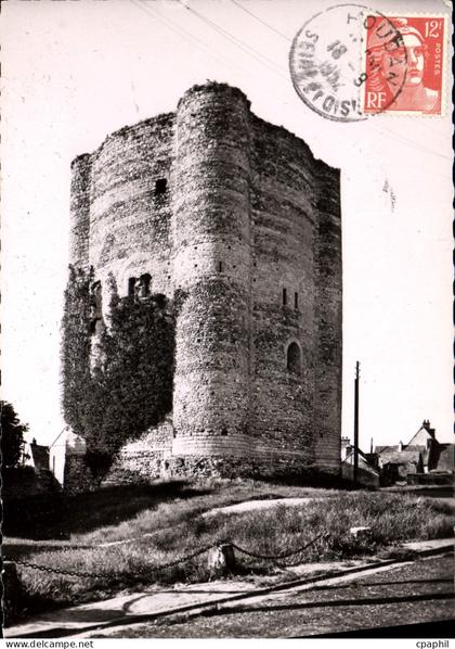 CPSM Houdan (S et O) Vieux Donjon