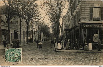 CPA Ivry-sur-Seine Avenue de la République (1391602)