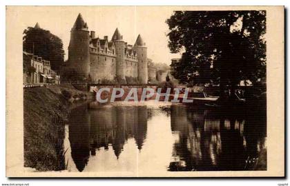 CPA Josselin (Morbihan) Facade occidentale du Chateau Reflcts dans I Oust