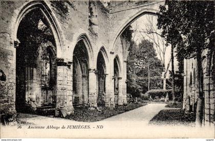 CPa Ancienne abbaye de Jumieges