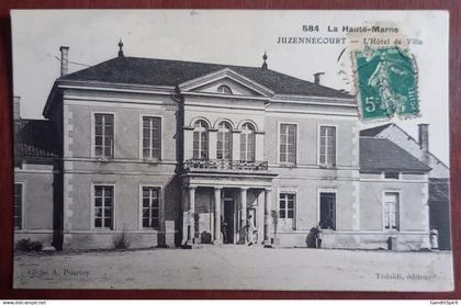 Juzennecourt - L'Hotel de Ville