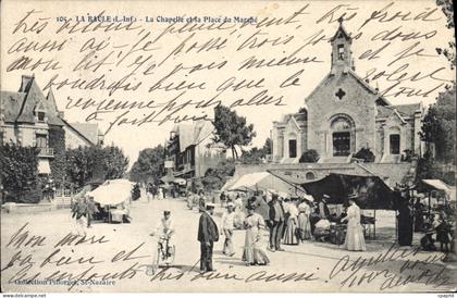 CPA La Baule La Chapelle et la Place du Marche