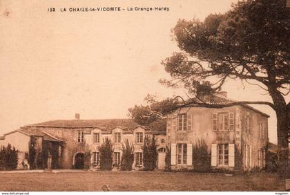 La Chaize le Vicomte : la grange Hardy
