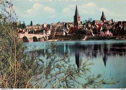 CPM La Charite sur Loire Les Bords de la Loire