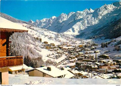 CPM La Clusaz Hte Savoie vue generale Chaine des Aravis