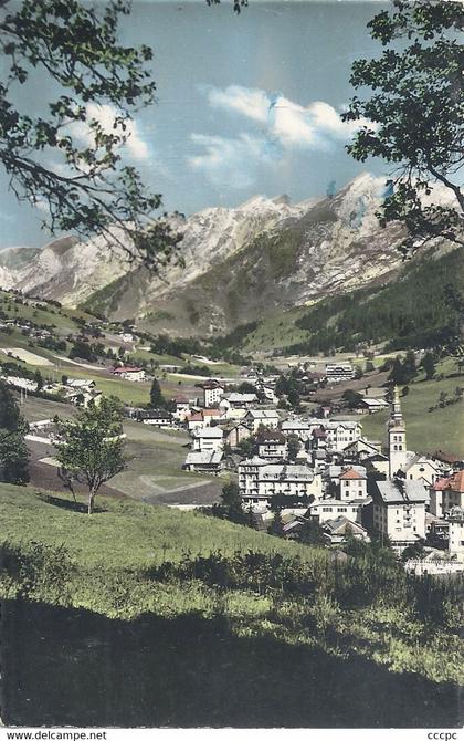 CPSM La Clusaz Vue général et Chaîne des Aravis
