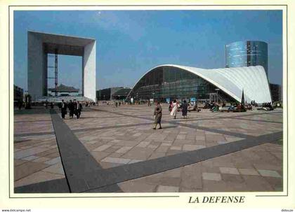Carte Postale - 92 - La Défense - Le Palais du CNIT Centre National des Industries et Techniques - La Grande Arche de la