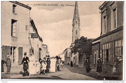 La Mothe Achard : rue Nationale
