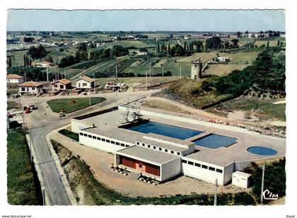 33 GIRONDE - LA REOLE Vue aérienne, la piscine