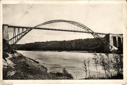 CPM La Roche Bernard Le pont Suspendu