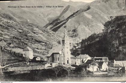 CPA Pelerinage de Notre Dame de la Salette Village de la Salette