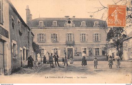 ¤¤   -   LA TRIMOUILLE    -   La Mairie       -   ¤¤