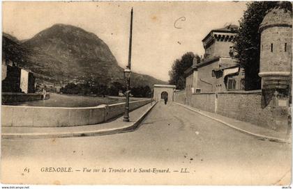 CPA GRENOBLE - Vue sur la TRONCHE et le St-Eynard (654843)