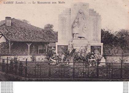 A1-40) LABRIT (LANDES) LE MONUMENT AUX MORTS  - ( 2 SCANS )