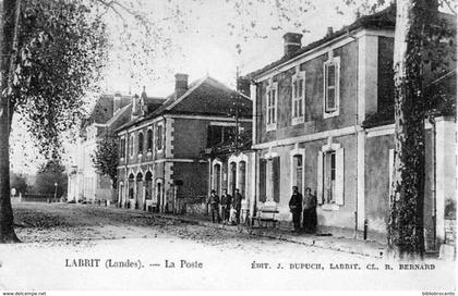 D40 -  LABRIT - VUE ANIMEE DE LA POSTE