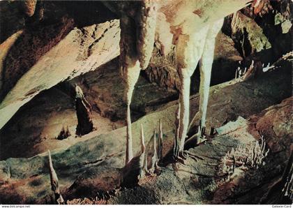 46 LACAVE LES GROTTES DE LACAVE