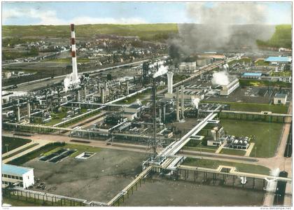 CPM - 64 - LACQ - Vue générale