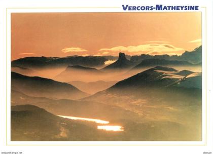 Carte Postale - 38 - Laffrey - lacs de Laffrey - le Mont Aiguille - Au fond le Vercors - CPM - Carte Neuve - Voir Scans