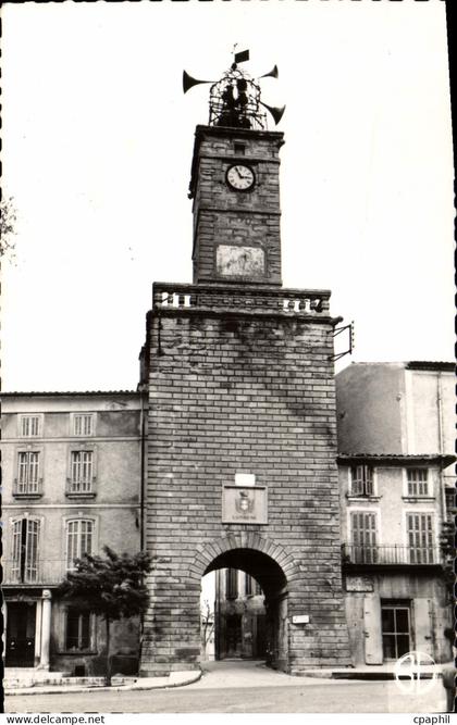 CPM Lambesc en Provence Le Jacquemart