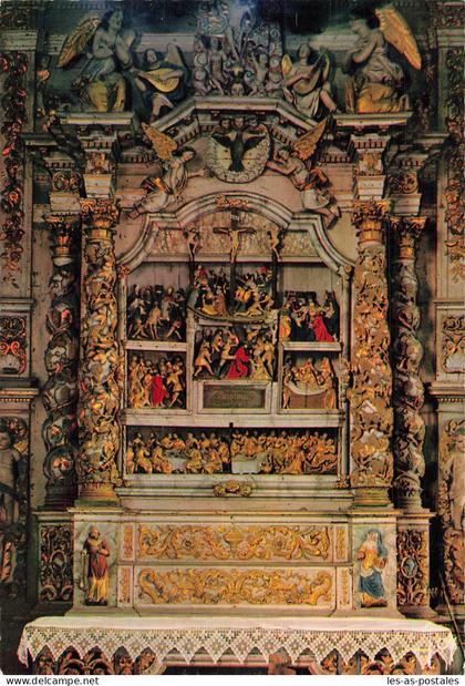 29 LAMPAUL GUIMILIAU LE RETABLE