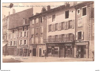 LANGOGNE - Station climatique - Quartier de la Halle