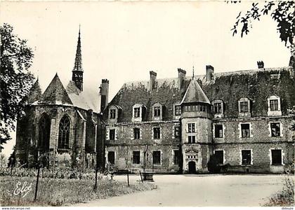 03 - Lapalisse - Vue de la Cour intérieure du Château de Lapalisse - Mention Photographie véritable - CPSM grand format