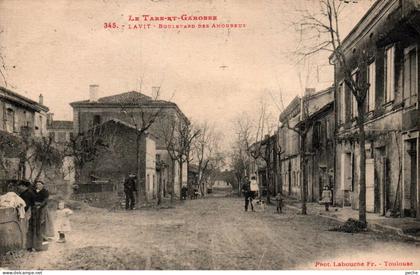 N°833 W -cpa Lavit -boulevard des Amoureux-