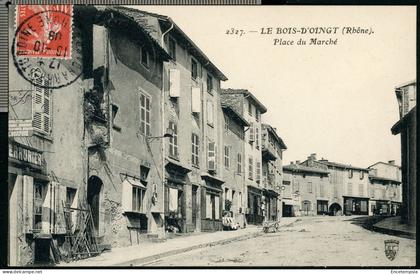 Carte Postale - France - Le Bois d'Oingt - Place du Marché (CP28527)