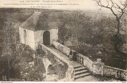 CPA le Faouet Chapelle Saint Michel les Jours de Pardon
