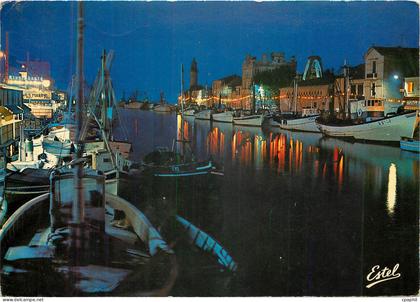 CPM Le Languedoc Le Grau du Roi Gard Le Port vu de nuit