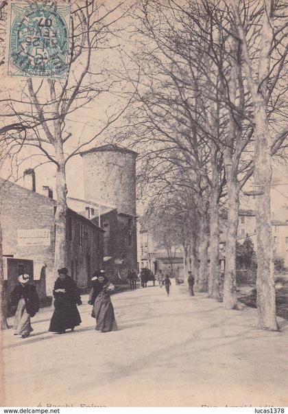 83 / LE MUY / ENTREE DE LA VILLE / LA TOUR DU MUY