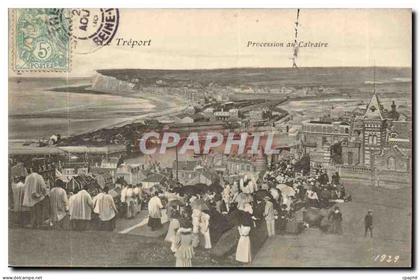 Le TReport CPA Procession au calvaire
