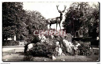 CPSM Le Vesinet Le cerf au rond point royal