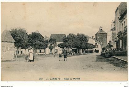 LEMBEYE - Place du Marché