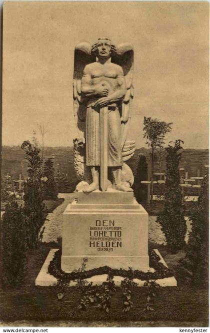 Korpsfriedhof Lens - Loretto Denkmal